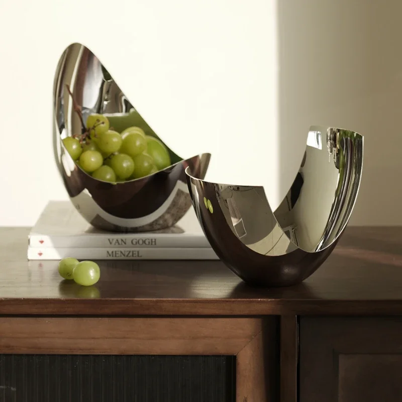 

Light luxury stainless steel fruit plate