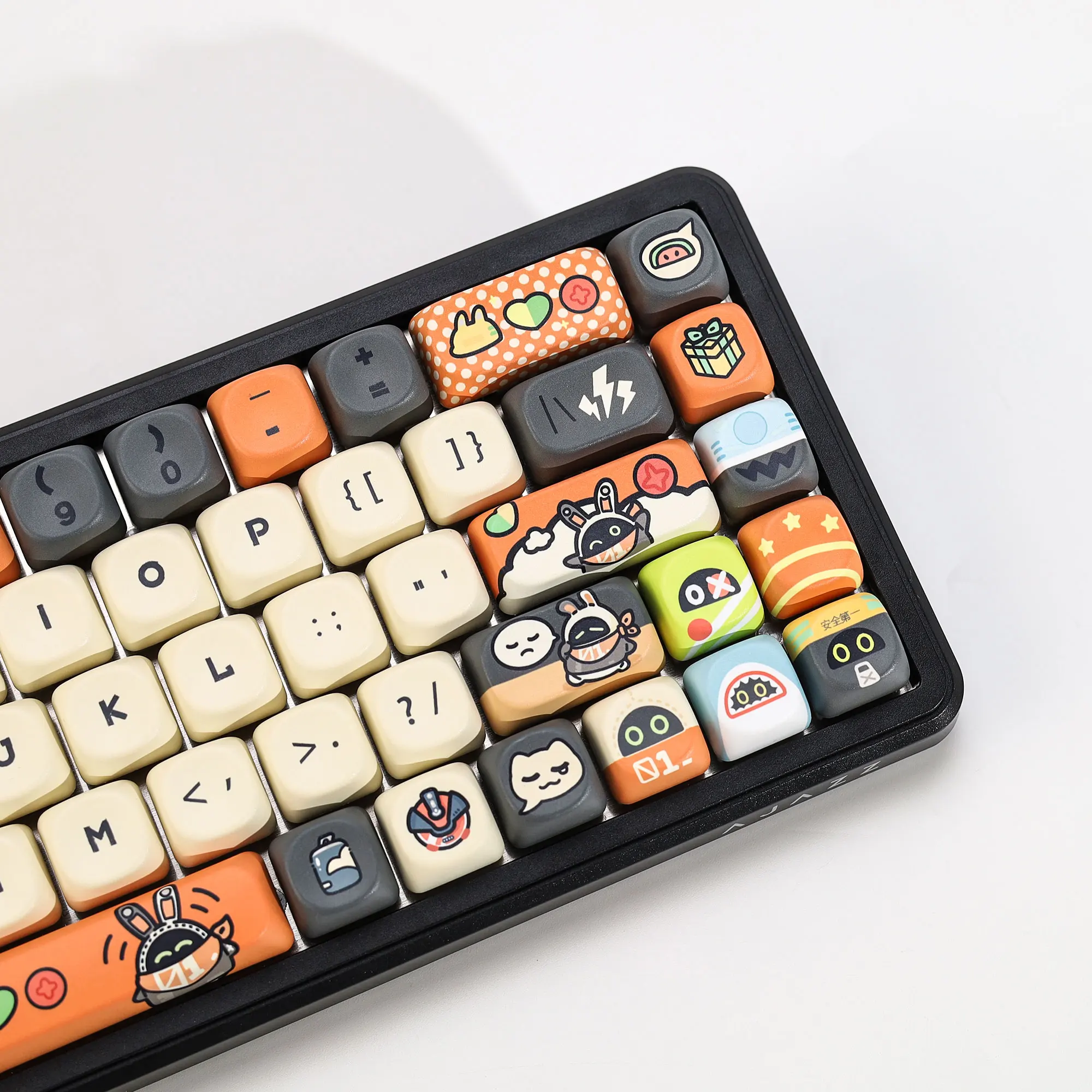 KBDiy ZZZ Bangboo Themen-Keycaps Anime Niedliche KOA MOA Profil PBT Tastenkappen ISO Benutzerdefinierte DIY für 60% Gaming Mechanische Tastatur Tastenkappen – Detail 13