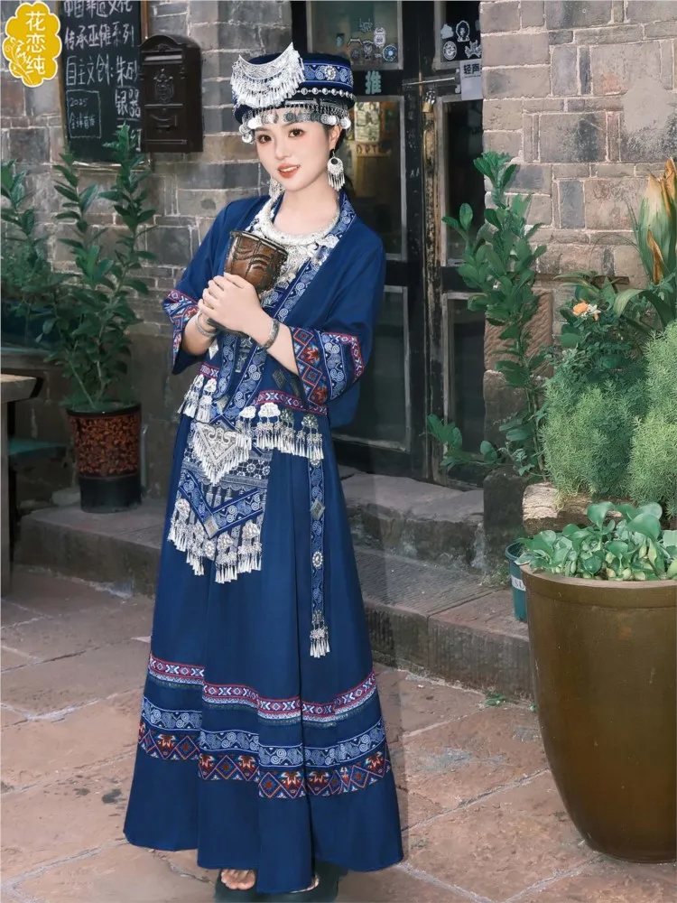 

Ethnic costume female travel photo shoot dance performance long dress