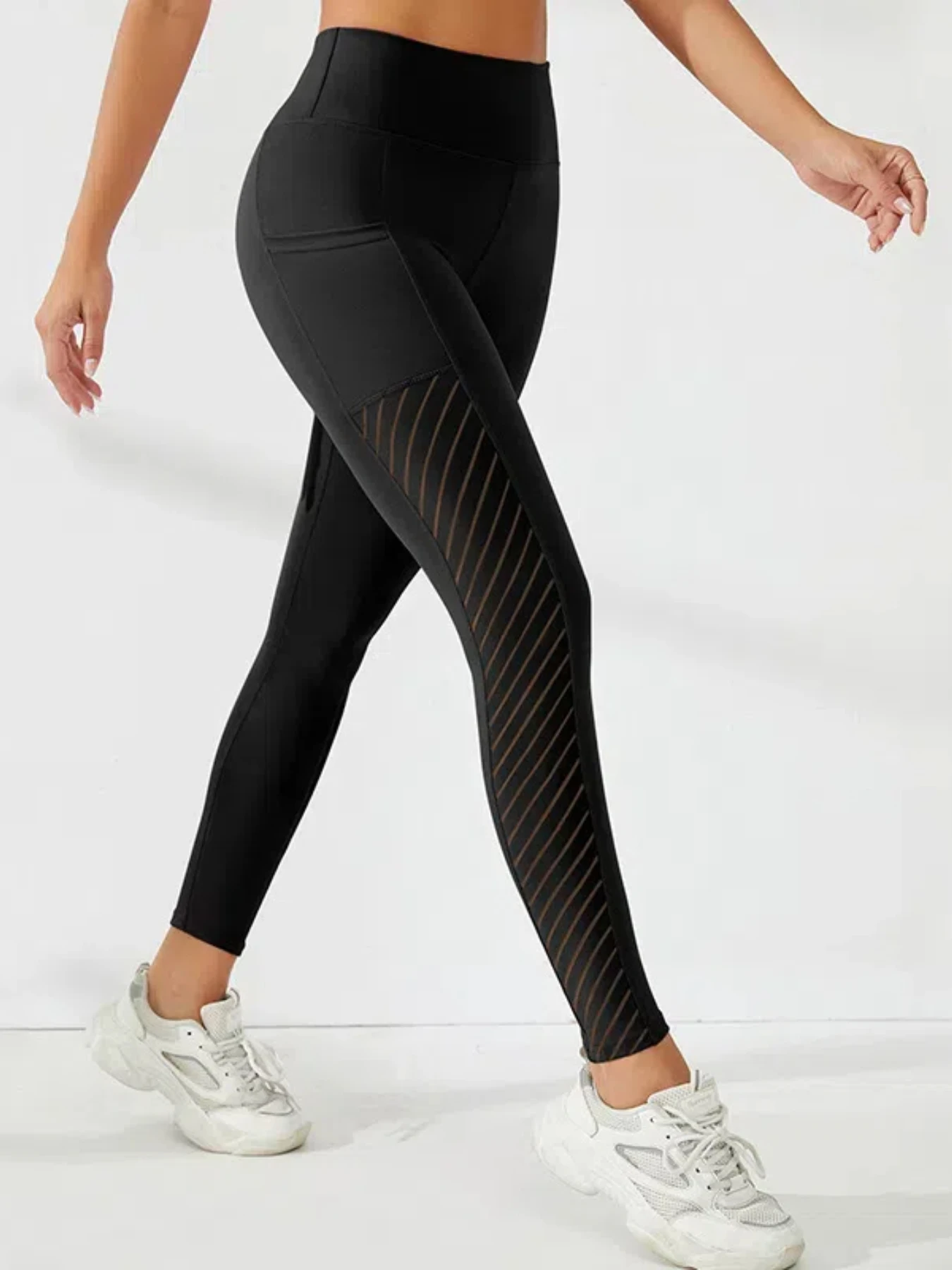 Nuovo design di leggings da donna con tasca a pannello grande con leggings dimagranti per sollevamento dell'anca a vita alta Pantaloni corti da corsa fitness