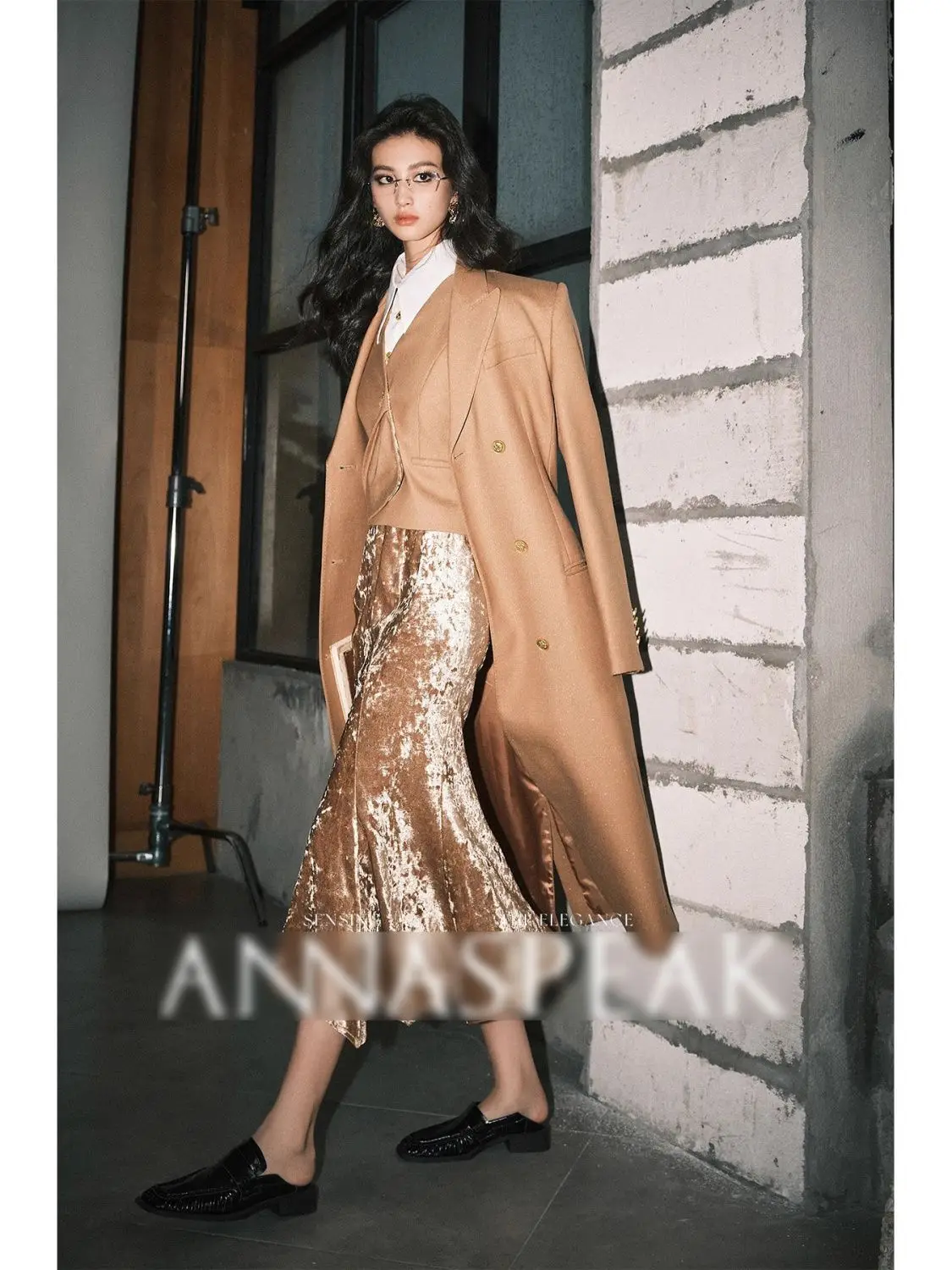 Anyan Colorful Luxury Diamond Gloss Elastic Velvet Irregular Standing Cut High Waist Fish Tail Half Skirt for Women Skirts