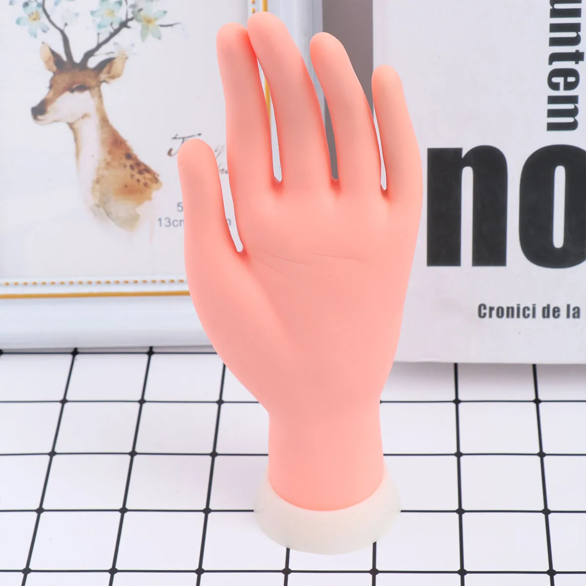

Flexible Bendable Art Practice Hand Fake Manicure Training Lightweight Portable Insertable Nail Tips Prosthetic Finger Tool For