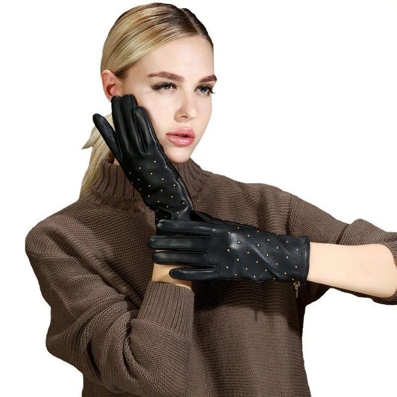 

Women's Natural Sheepskin Leather Rivet Zipper Glove Female Fashion Genuine Leather Driving Glove R1157