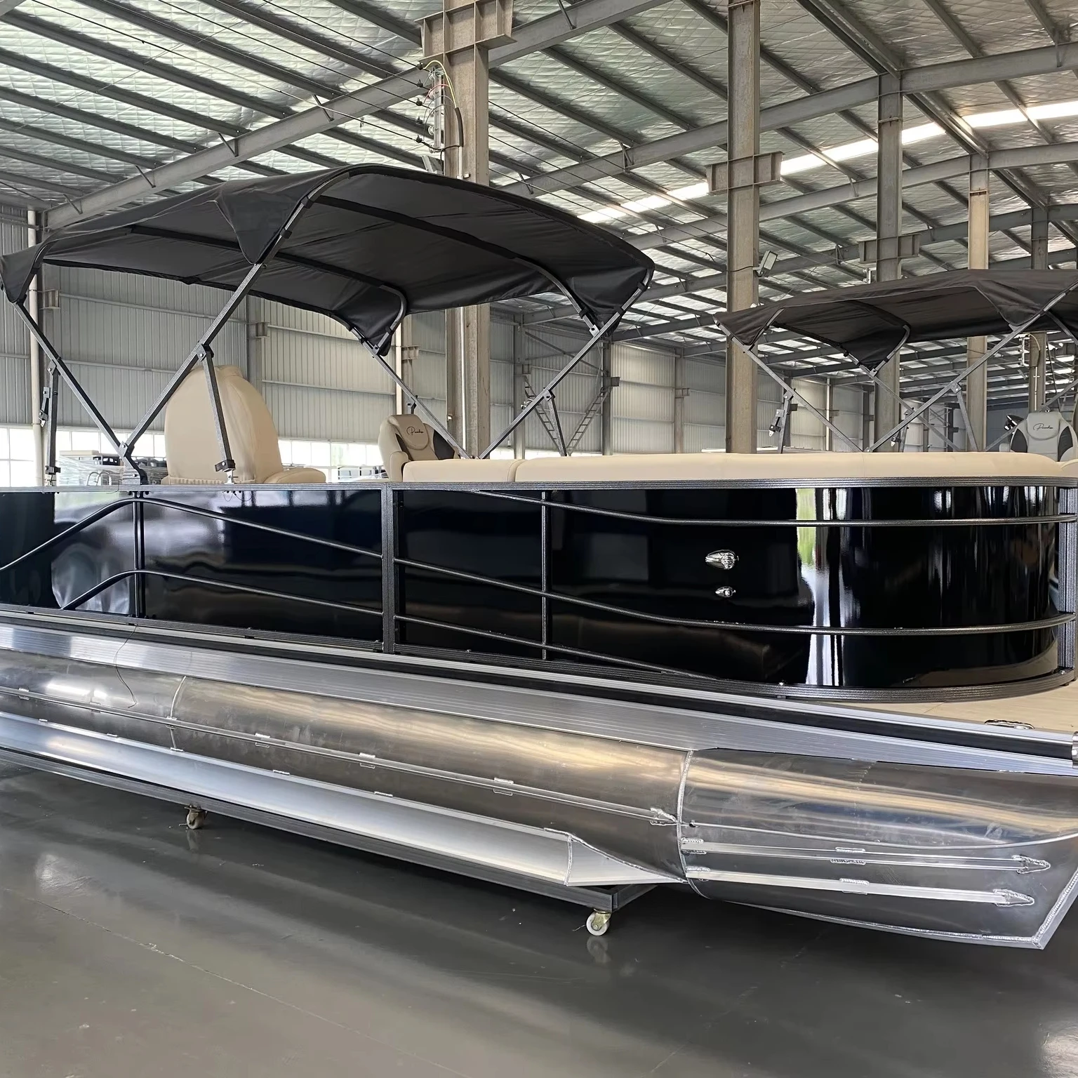 Barca pontone passeggeri galleggiante in alluminio per yacht sportivo di lusso Allsea in vendita dotata di motore fuoribordo