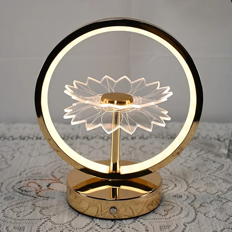 Creative Personalized Atmospheric Desk Lamp Decoration High-End Light Luxury Gift Touch Dimming Night Light