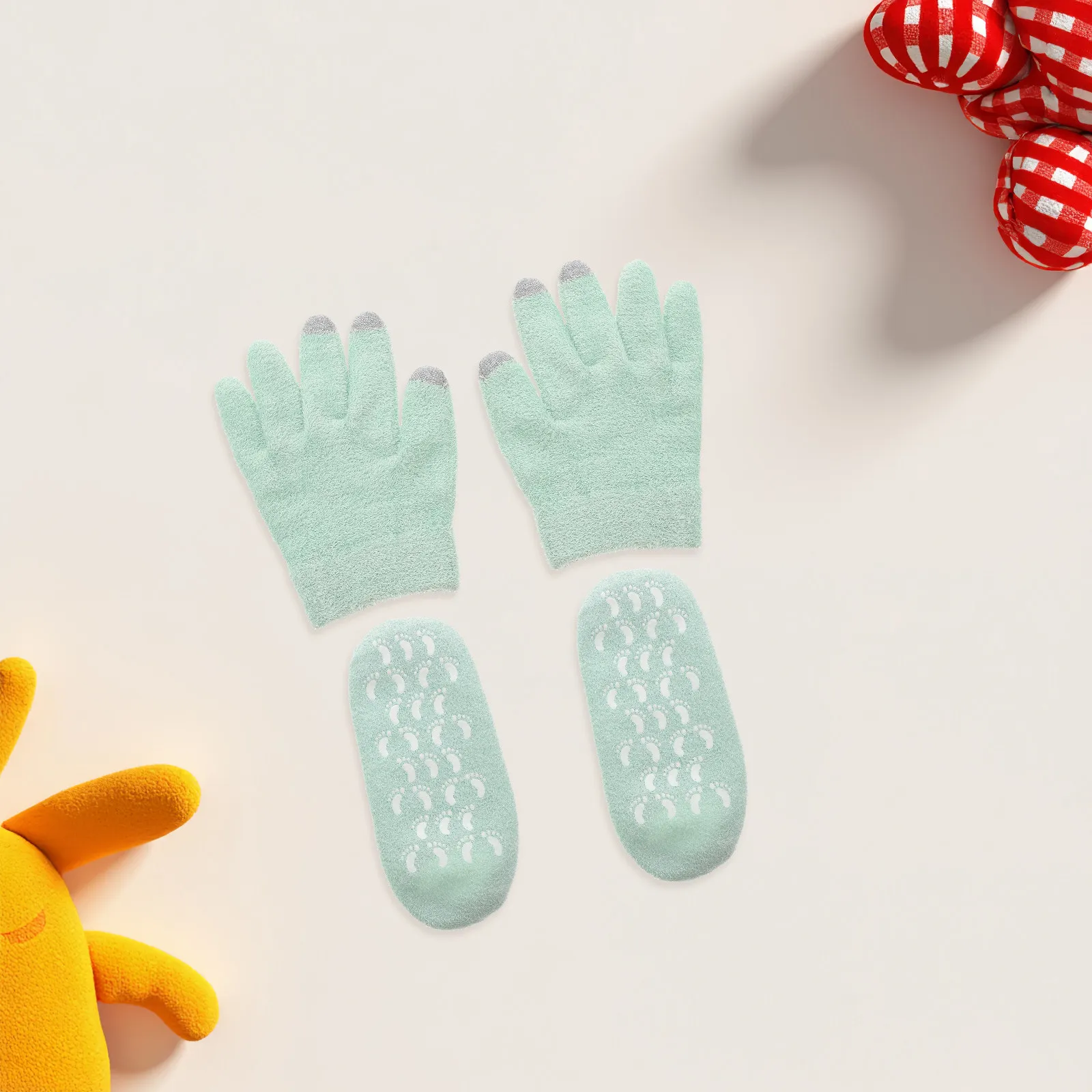 

4Pcs Gel Moisturizing Gloves Socks One Size for Dry Cracked Hydration Hand Foot Spa Moisturizing Gloves