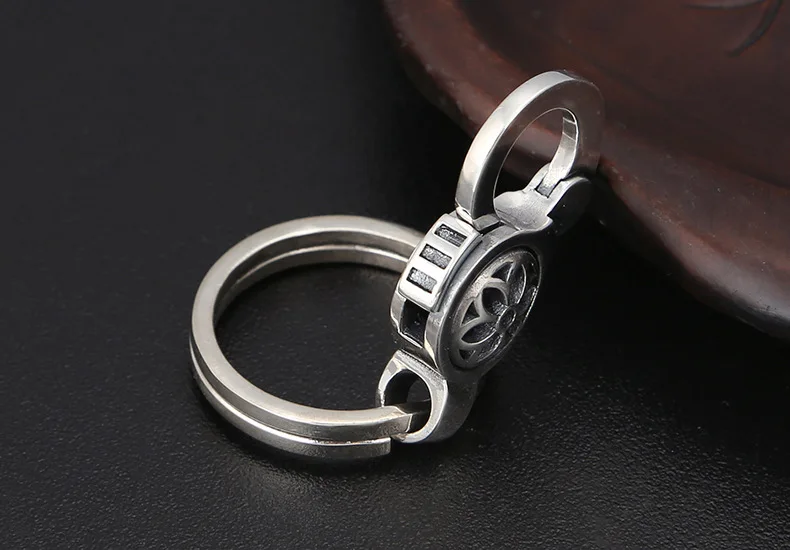 Wholesale S925 pure silver vintage high-end silver popular personalized cherry blossom keychain car men and women keychain