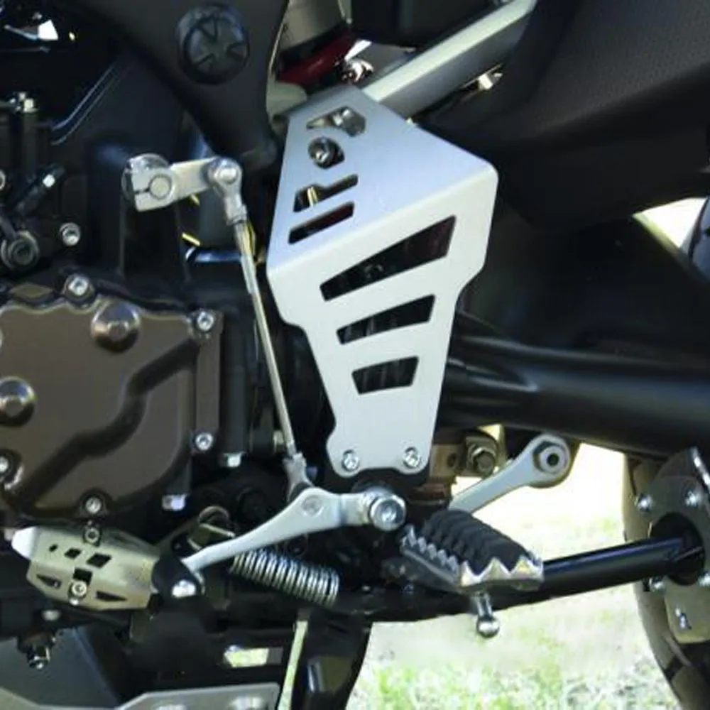 

For Yamaha XT1200Z XT1200ZE XT1200 XT 1200 Z ZE SUPER TENERE 1200 Motorcycle FootPeg Footrest Rear Heel Plates Guard Protector