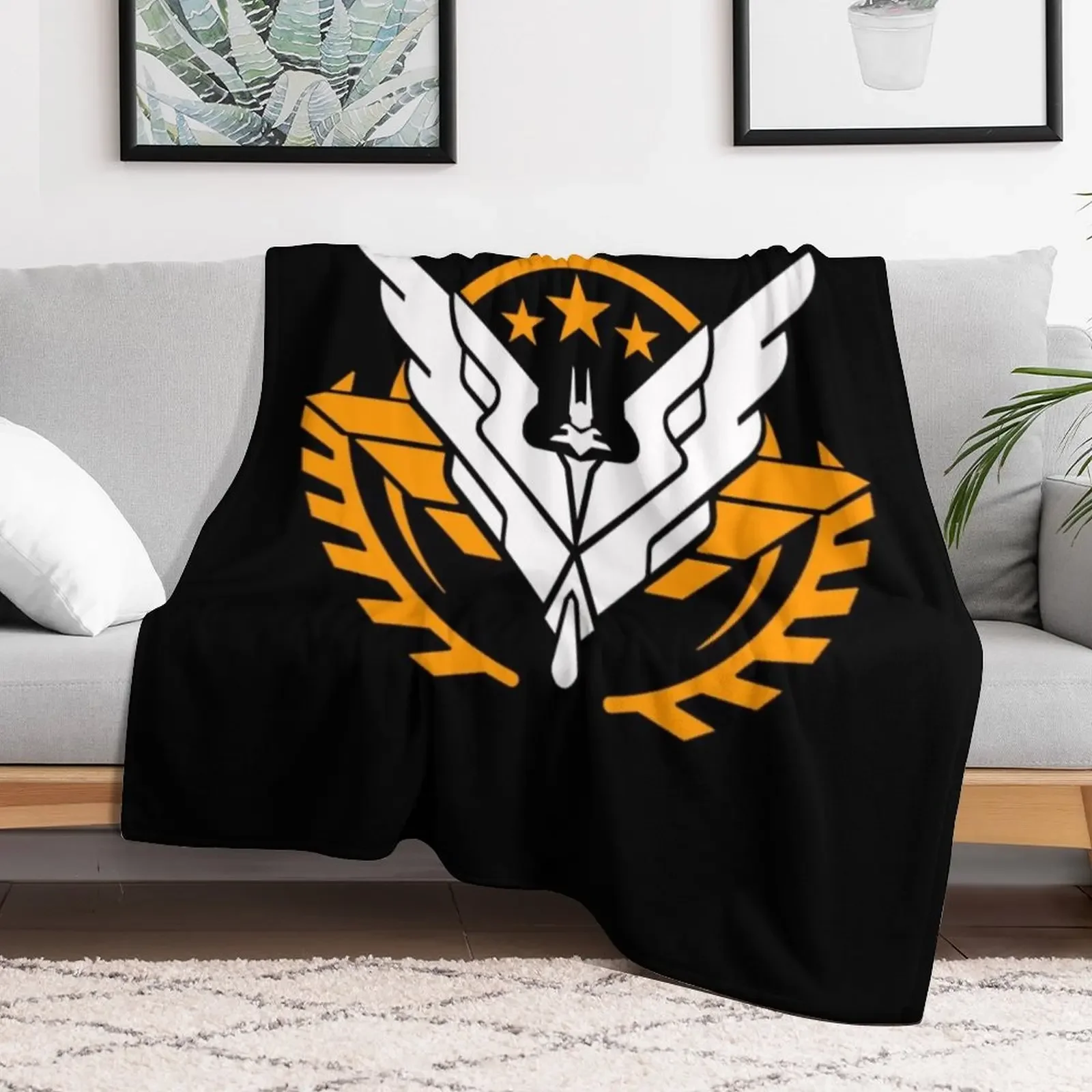 Elite Dangerous T-ShirtElite_ Dangerous - Triple Elite Throw Blanket Hairy Beach Blankets