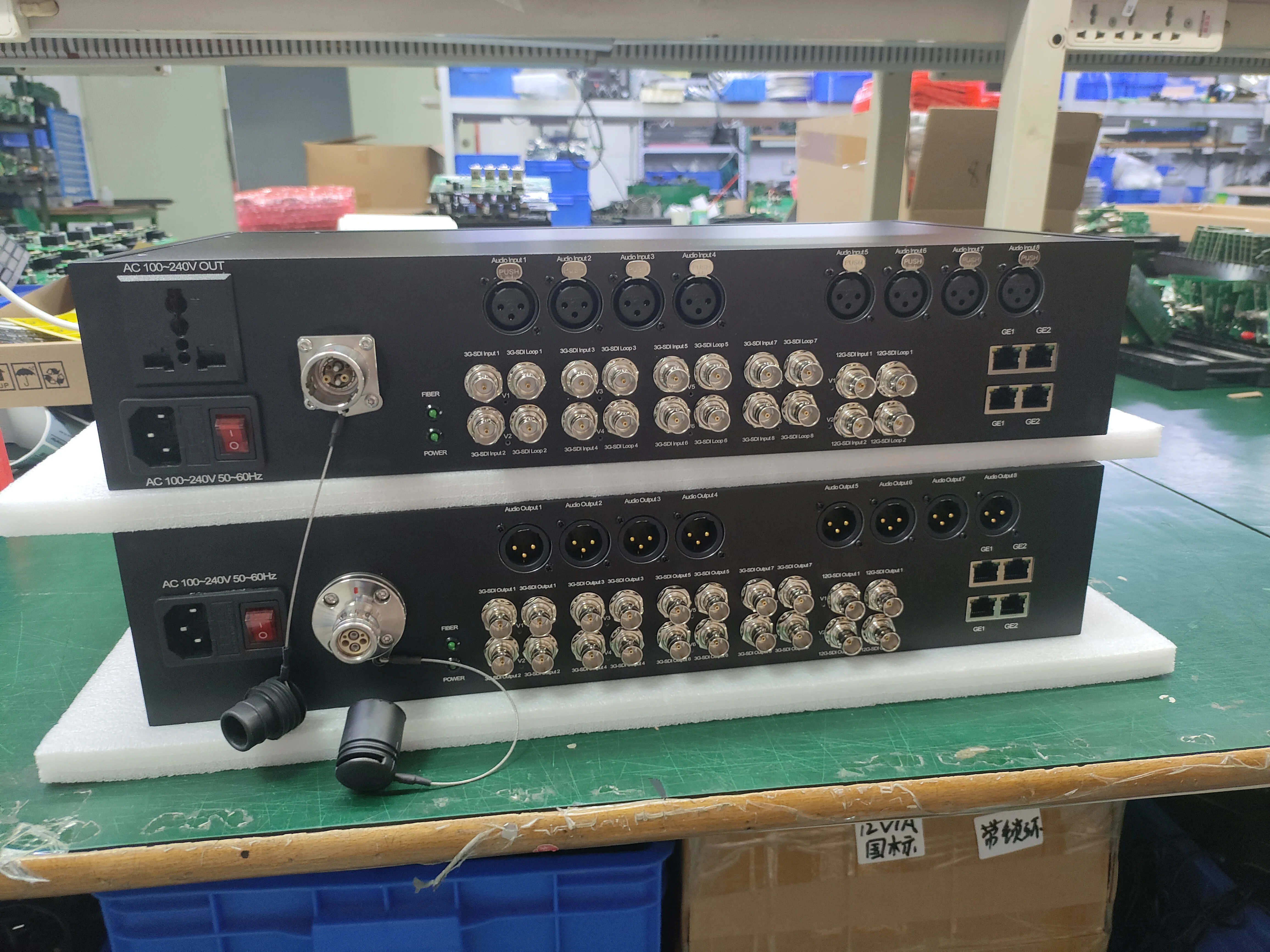 

3G SDI Over Fiber Multiplexer 20KM LC Fiber 12 g SDI Fiber Optic converter transmitter audio ethernet