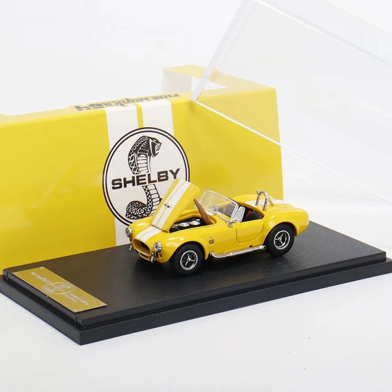 Кабриолетная модель из сплава FineWorks 1:64 Ford Shelby 427