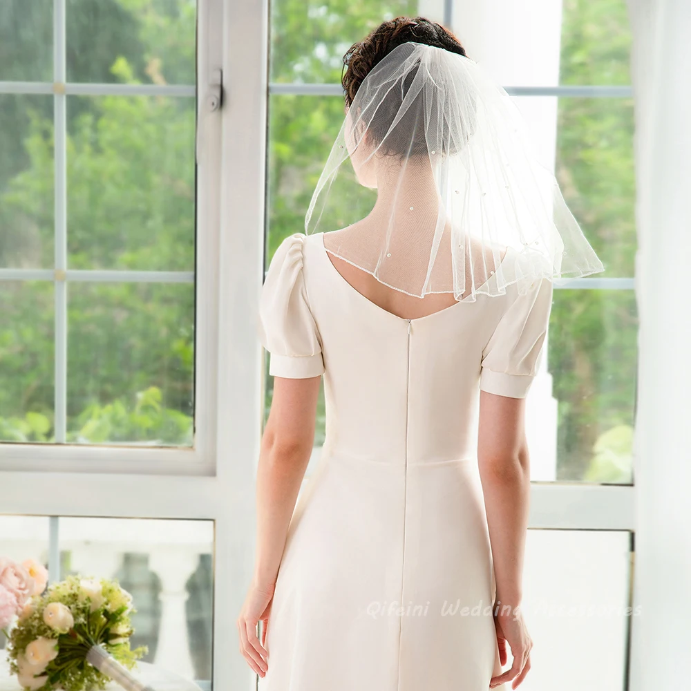 Simple Pearl Beaded Short Wedding Veil with Comb Marriage Shoulder Bridal Veils Accessories image 4