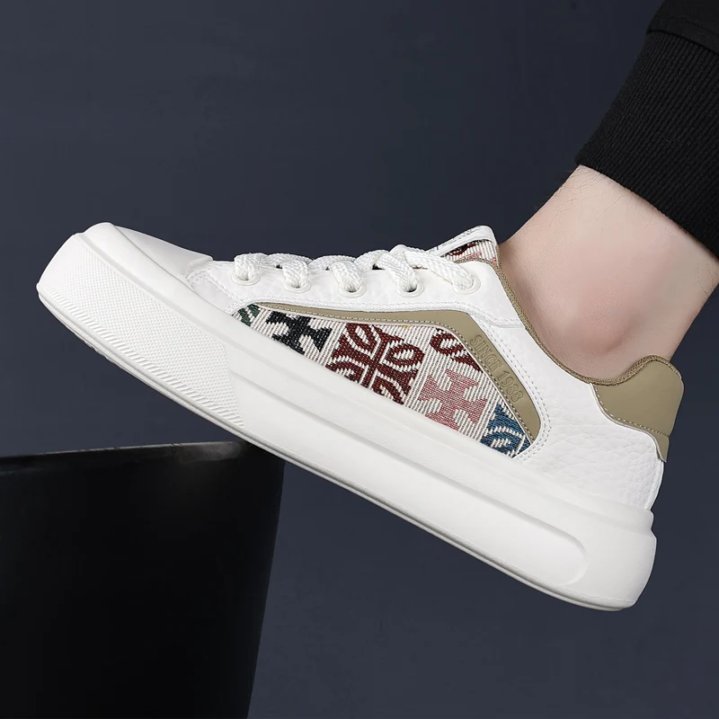 Thick soled shoes popular mens shoes mesh print design breathable and comfortable anti slip and durable Sizes 39  44
