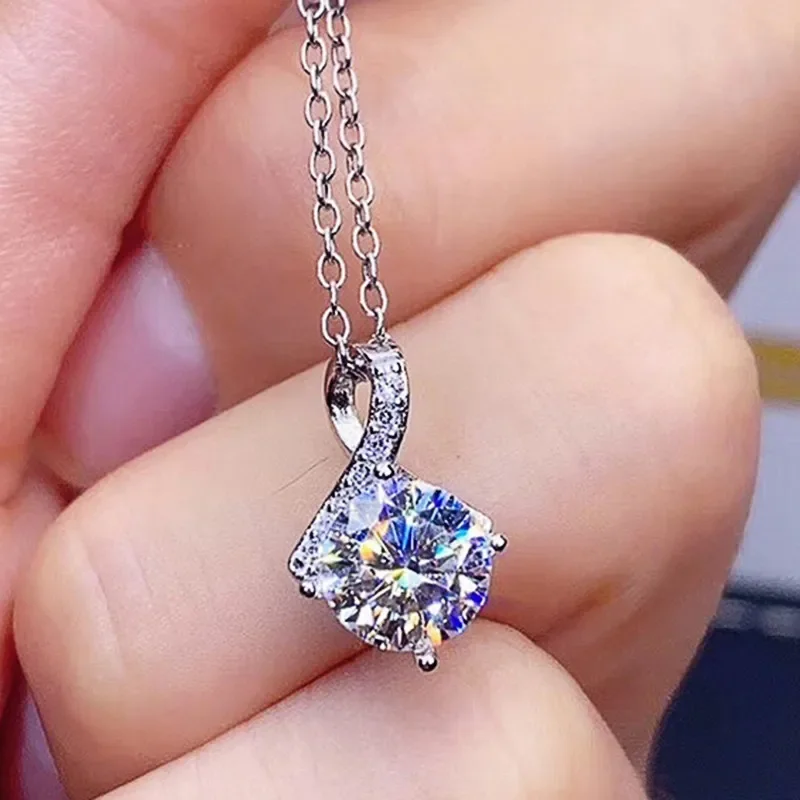 Fashion Contracted Design Women's Cubic Zirconia Necklace Versatile Female Pendant Necklaces Silver Color Wedding Jewelry