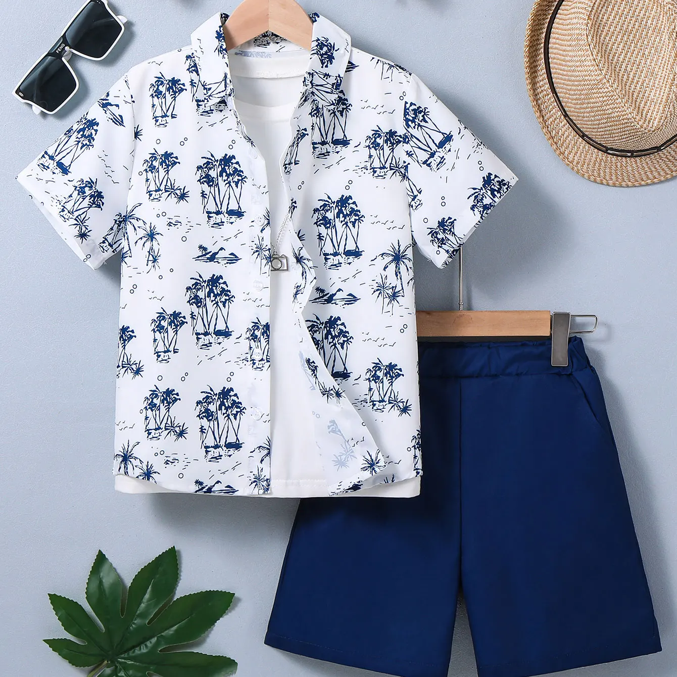 2-piece Set for Boys and Teenagers, Featuring a Coconut Tree Printed Square-neck Short-sleeved Shirt and Shorts, Perfect for CAS