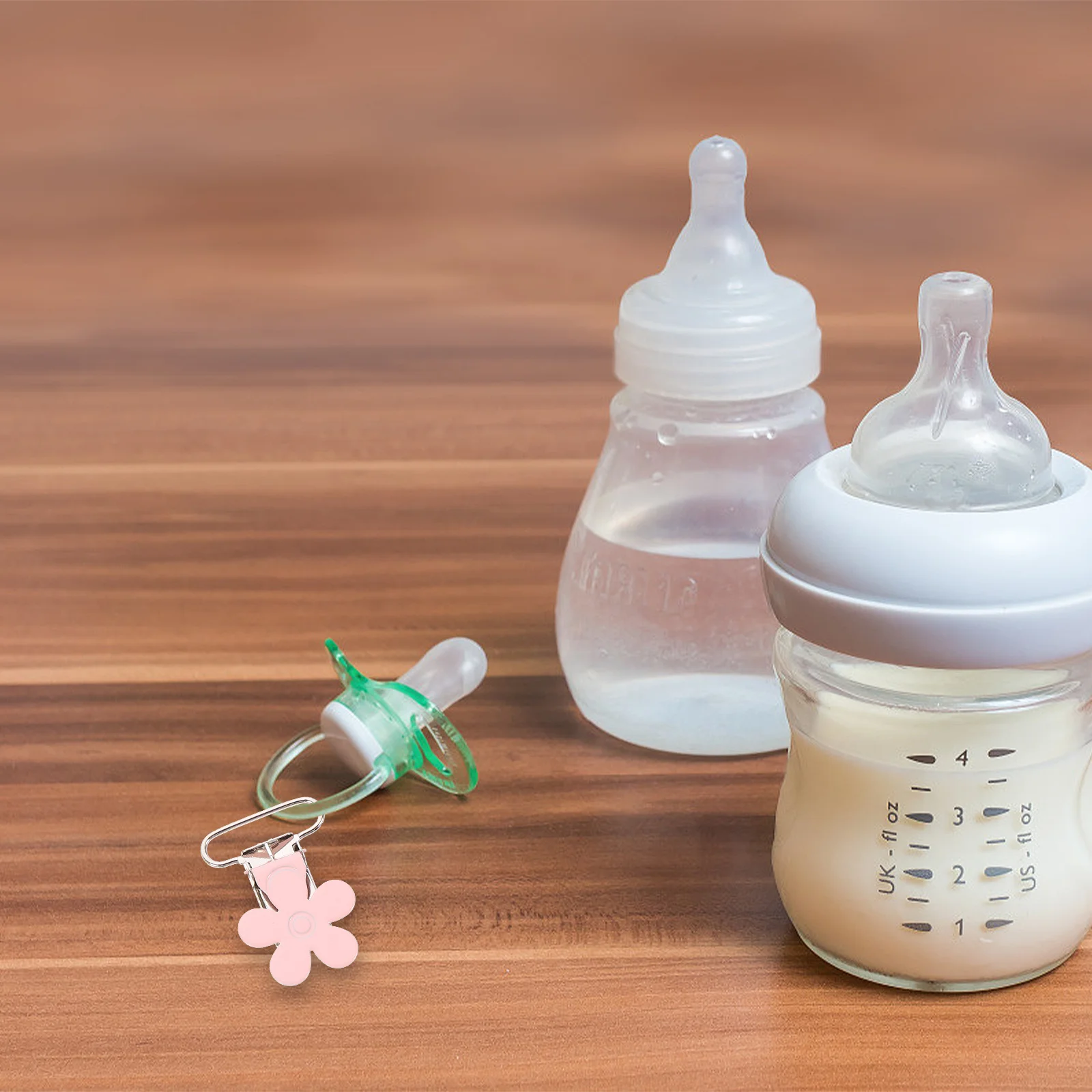 

8 шт., зажимы для детской соски, держатель для подтяжек в форме сливы, варежки для младенцев, зажимы для пустышек, прочные детские подтяжки, аксессуары для подтяжек