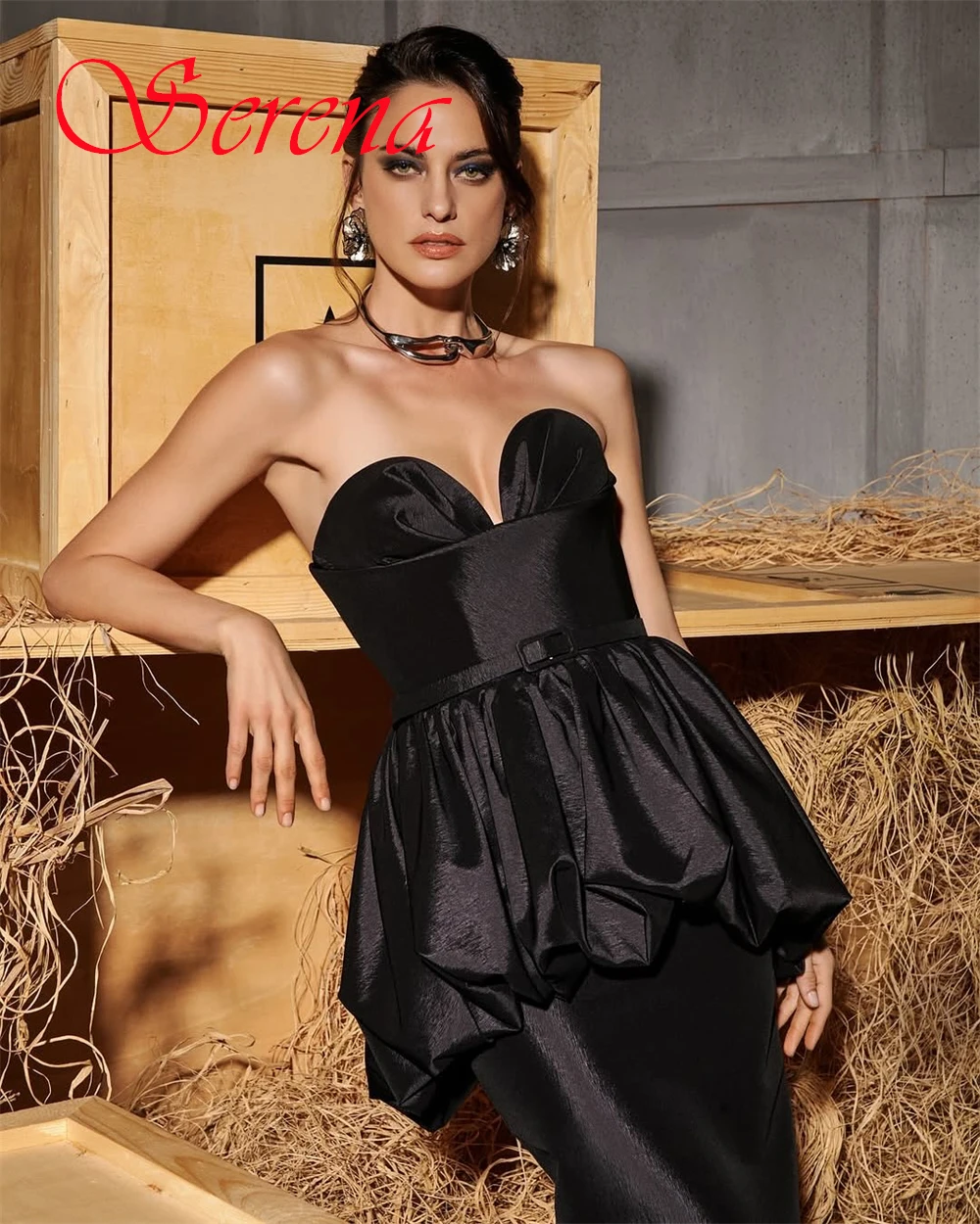 Customized Delicate Black Satin Evening Dress Exquisite Strapless Sleeveless Homecoming Dress Classic Zipper Back Party Dress