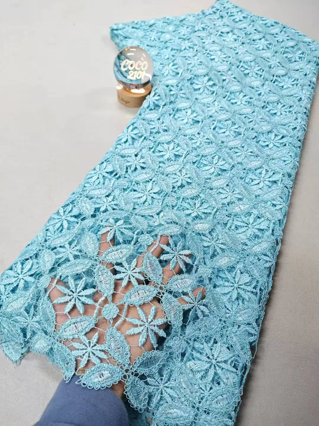 

High Quality African Nigerian Tulle Lace Fabric Embroidery Sequins French Guipure Fabric for Party/Wedding Dresses 5 Yards 2026