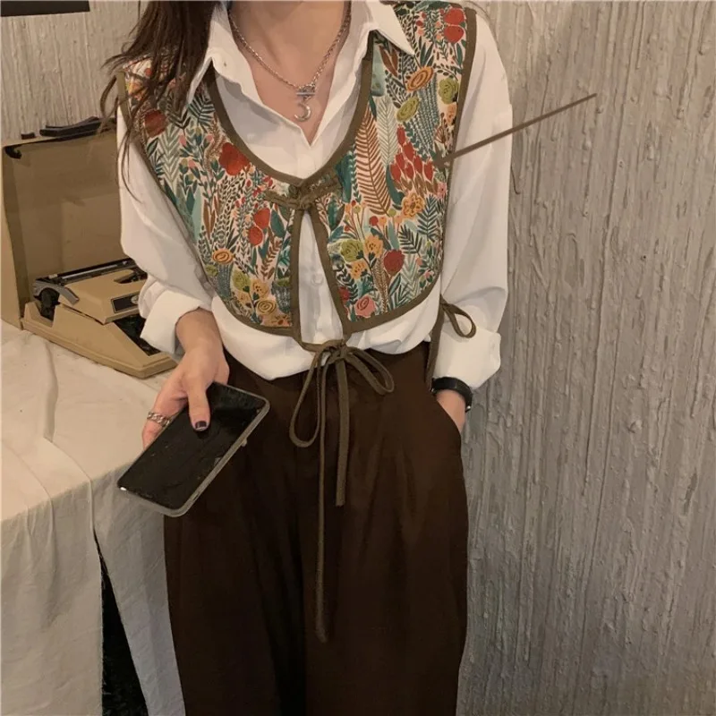 Sleeveless Vests Women Spring Girls Lace-up Designed Korean Fashion Prevalent All-match Attractive Vintage Temperament Button