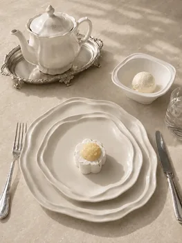 ColorValue French Wave Pattern Ceramic Bowls and Plates Set 1
