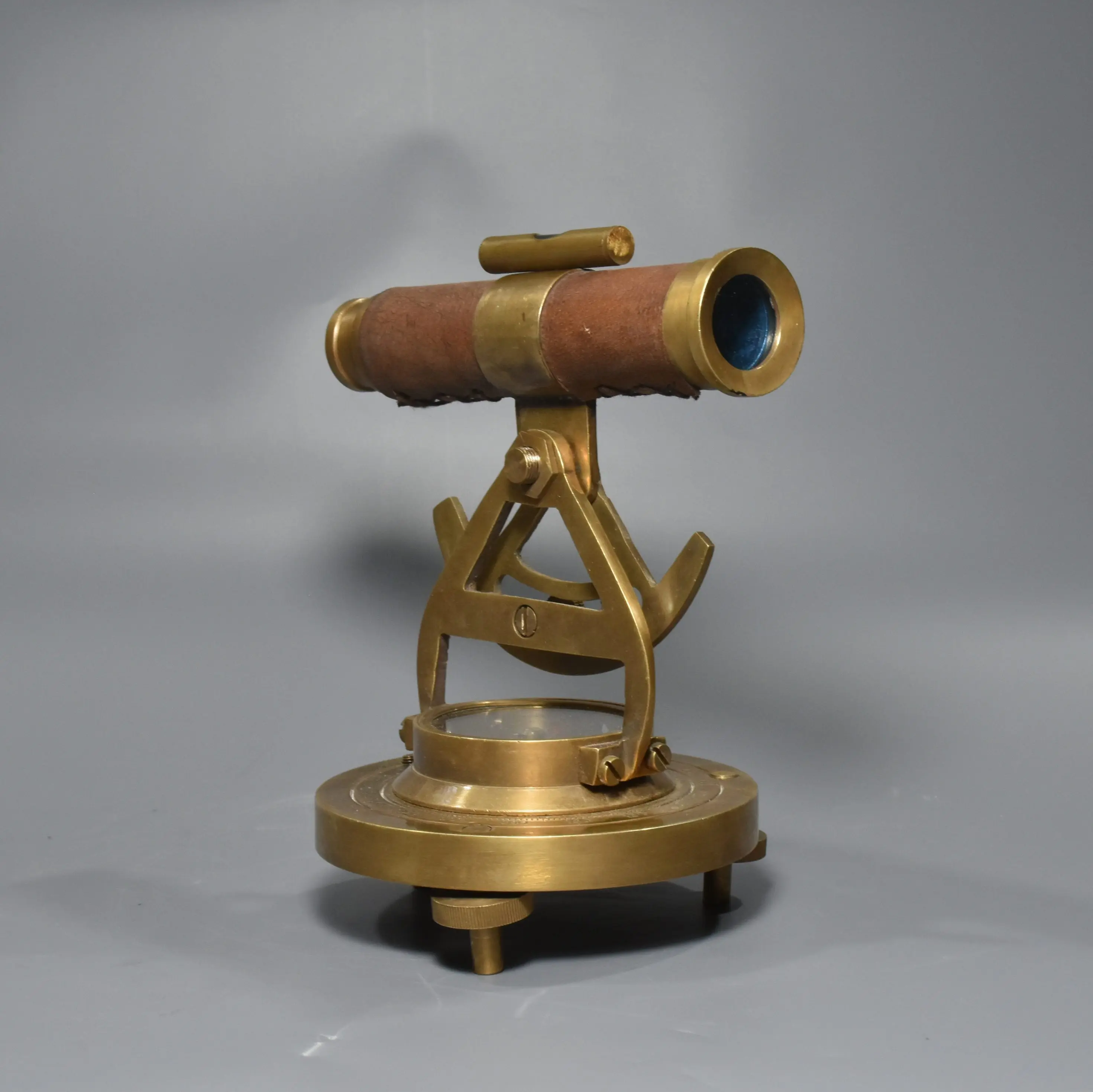 

Early collection of pure copper compass telescope, finely crafted, condition as shown in the picture.,Free shipping