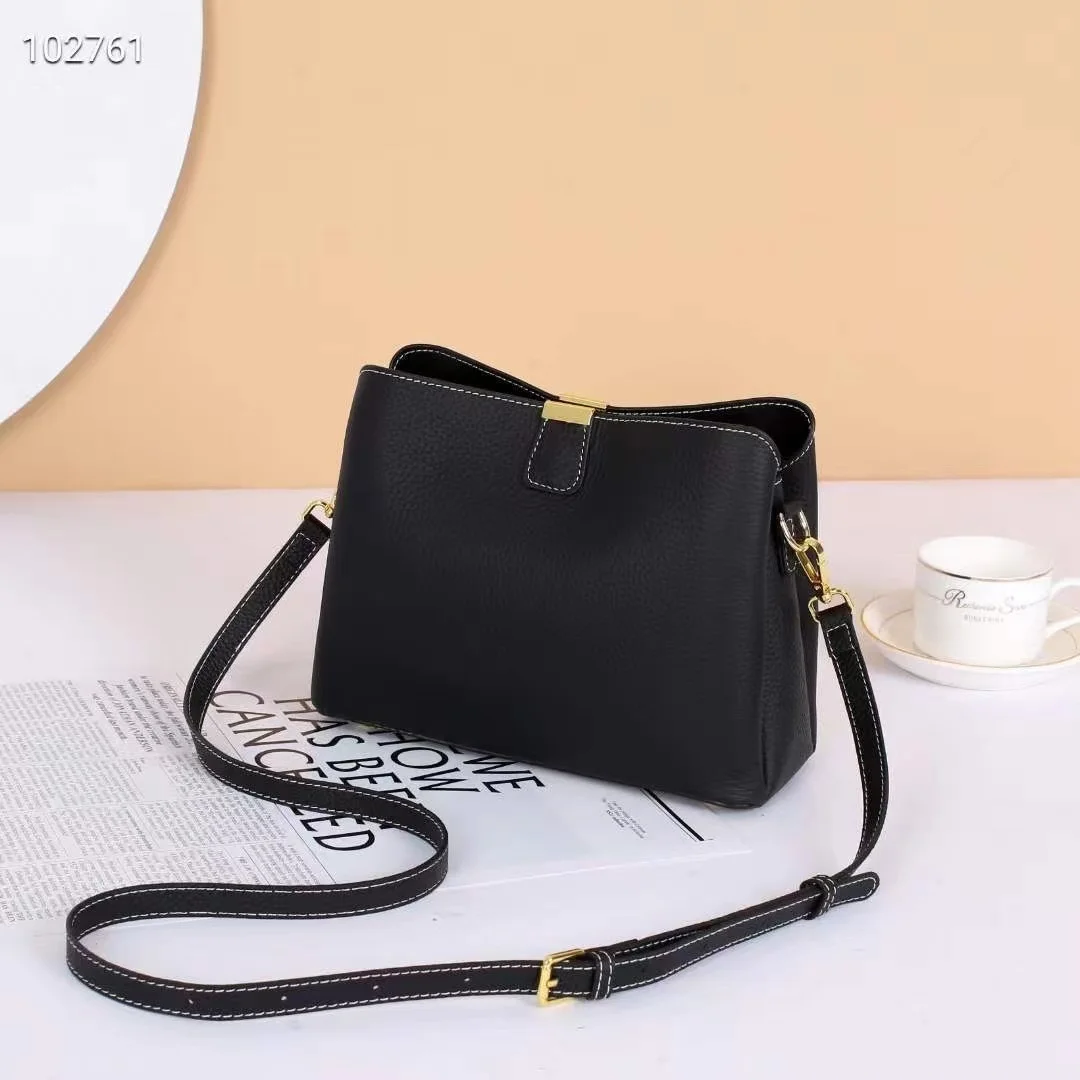 

High Quality Handbag 2024 New Fashion Women's Bag Women's Shoulder Bag