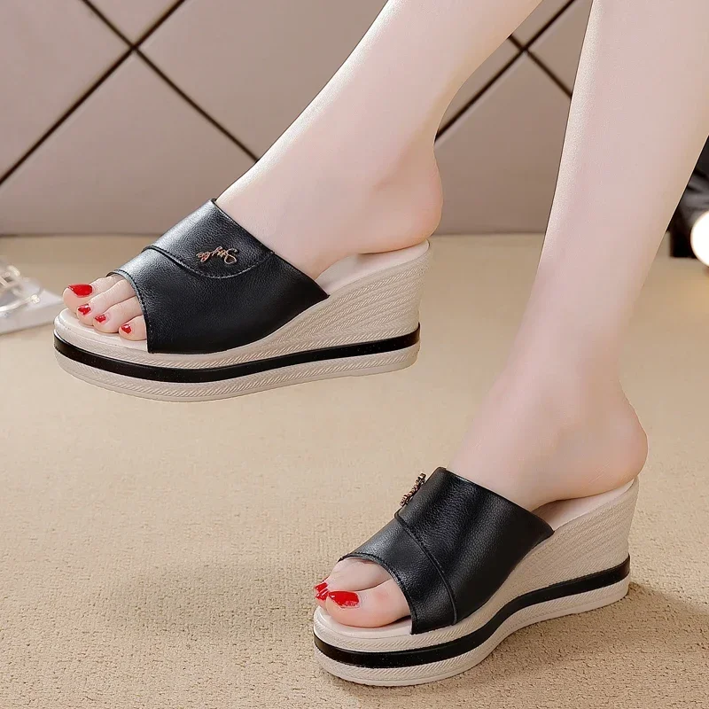 

Fashion Summer Shoes for Women Peep Toe Wedges Slippers 2025 Outdoor Comfort Casual Ladies Slides Shoes Female Sandals 35-40