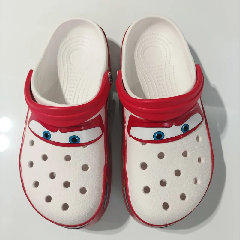 ديزني كارتون الأبيض 95 سيارة توهج الأطفال النعال الكبار غير مضيئة النعال تنفس مقاومة للاهتراء لا شعار النعال