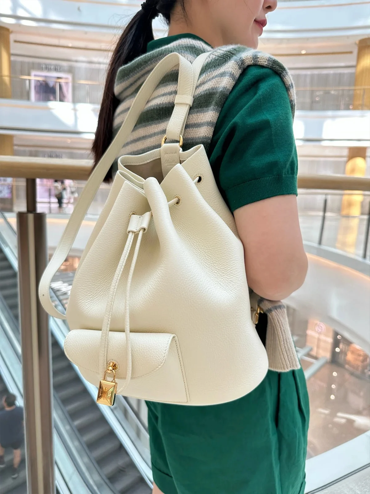 

New Leather LP Buet Bag Dstring Double oulder Women's Bag Top Layer Cowhide Versatile Simple High-End Feeling Trendy