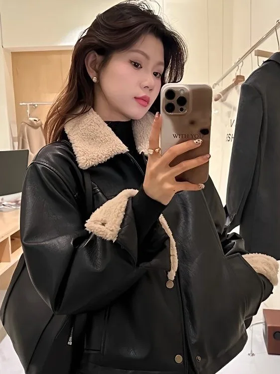 Fashion Short Women's Leather Jacket Coat Turn-down Collar Cotton-filled Faux Fur Collar Versatile Spring Ins Style PU Material