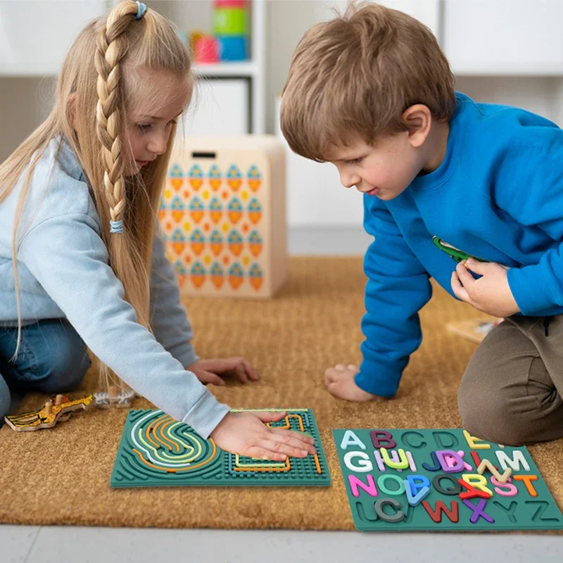 

Montessori Toy Busy Board Sensory Activity Board Game Silicone Kids Toys Anxiety Relief Stress Twistable Sensory Toys Baby Gifts