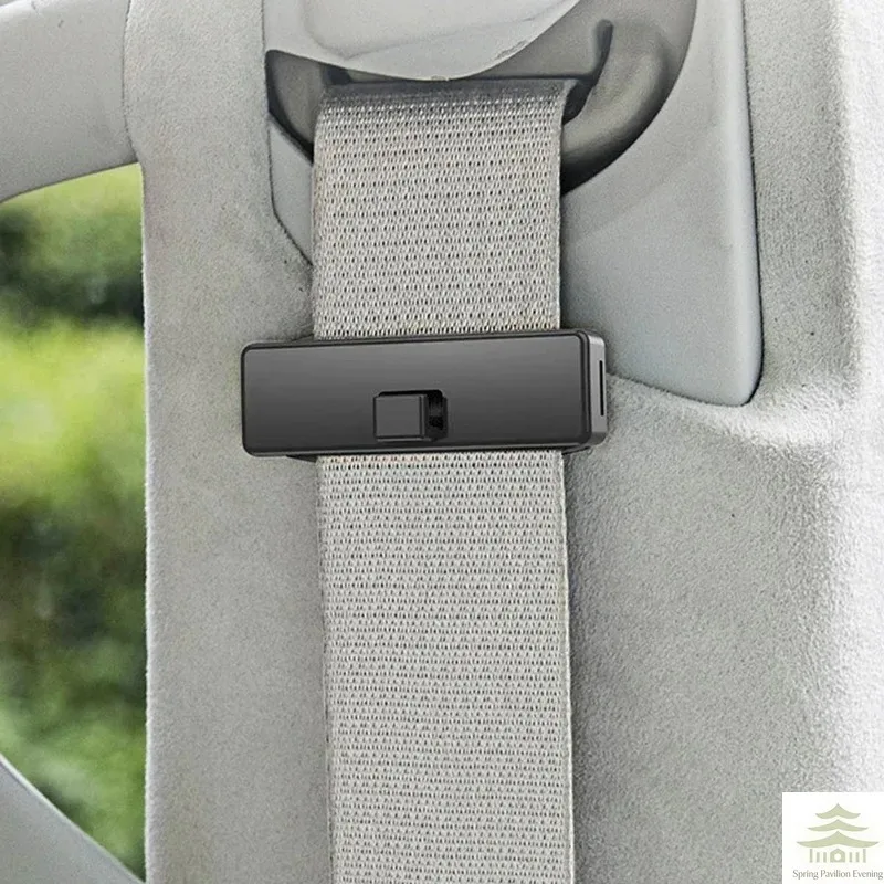 2Pcs Adjustable Car Safety Seat Belts Holder Stopper Buckle Clamp Car Seat Belt Fixing Clips Car Seat Belt Ornaments Accessories