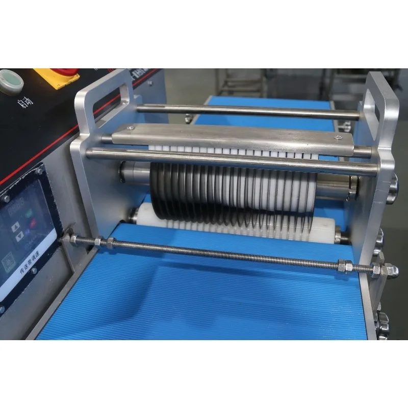 Automatic beef, sheep, chicken and duck meat cutting and dicing fresh meat cutting machine meat cutting machine y