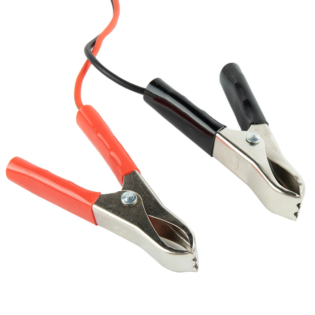 

Высококачественная замена, практичный в использовании автомобильный аккумулятор, женский пластик + металл, 30 А, черный + красный + медный зажим «крокодил»