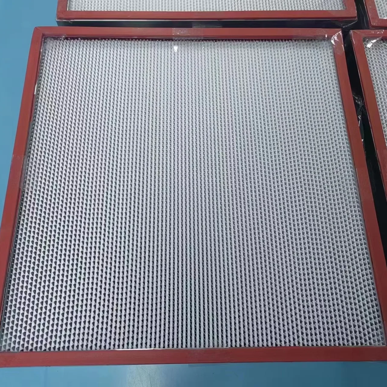 

24X24X12 Clean Room Aluminum Separator High Temperature Resistance HEPA Air Filter