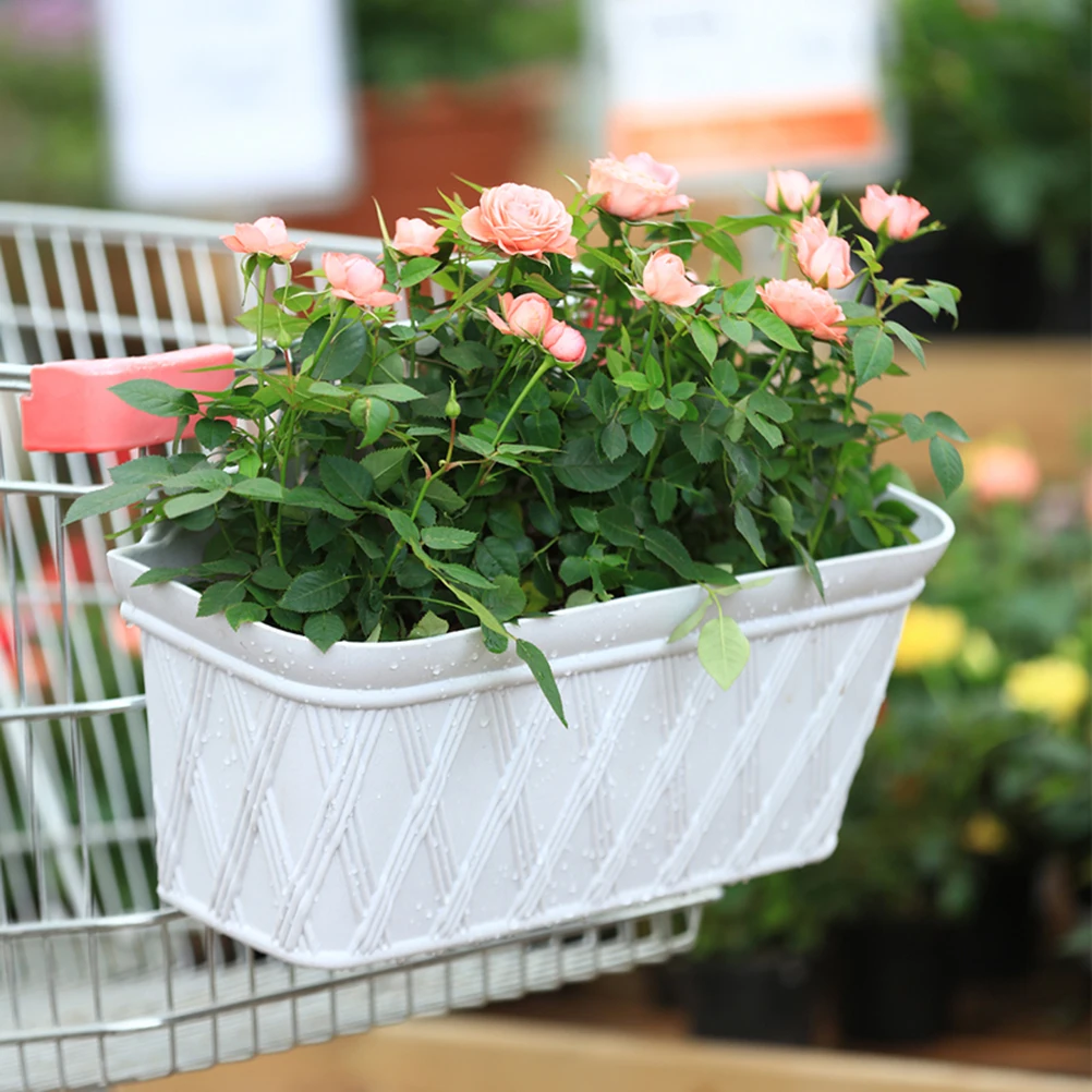 

1Pcs Hanging Flower Pot Plastic Basket Wall Mounted Semi Circle for Plant Arrangement Living Room Bedroom Kitchen