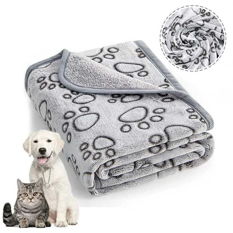 Autumn and Winter Soft Fluffy High Quality Pet Blanket Cute Cartoon Pattern Pet Mat Warm and Comfortable Blanket for Cat Dogs