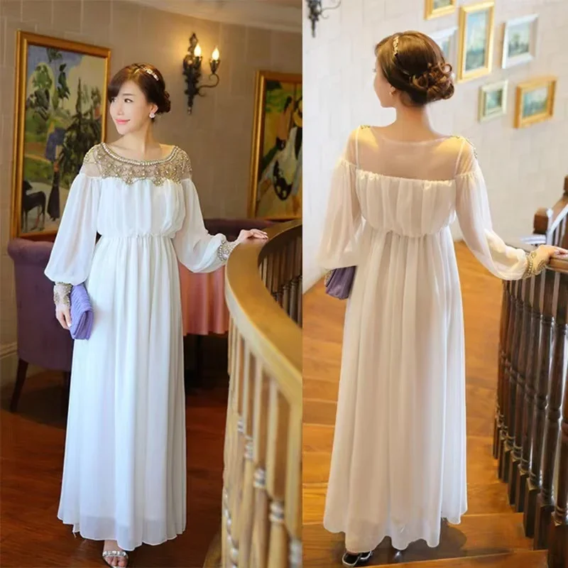 فساتين على الطراز الفرنسي لعام 2025 فساتين عالية الإحساس مطرزة برقبة دائرية ملابس نسائية صيفية جديدة فستان تنحيف الخصر الناضج بخفة