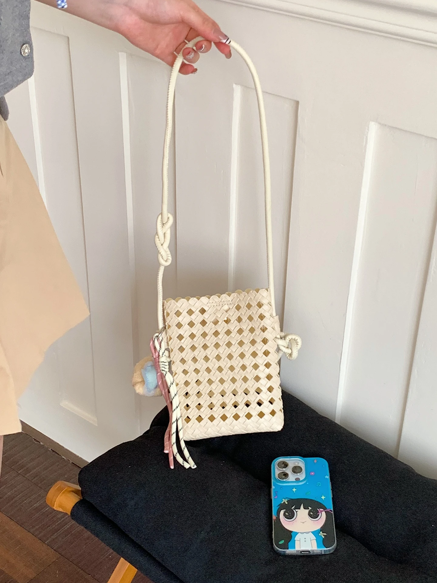 bolsa-transversal-feminina-pequena-de-ombro-Unico-estilo-casual-simples-tecido-vazado-para-celular-moderna-e-versatil-no