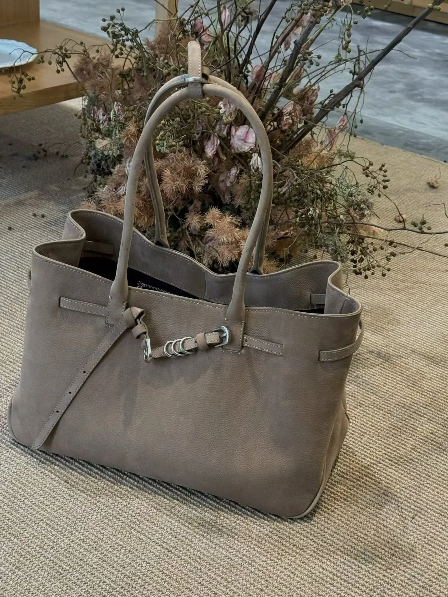 Retro Suede Top Layer Cowhide Handbag Urban Minimalist Style Large Size Solid Color Commuter Tote Bag Women's Crossbody Bag