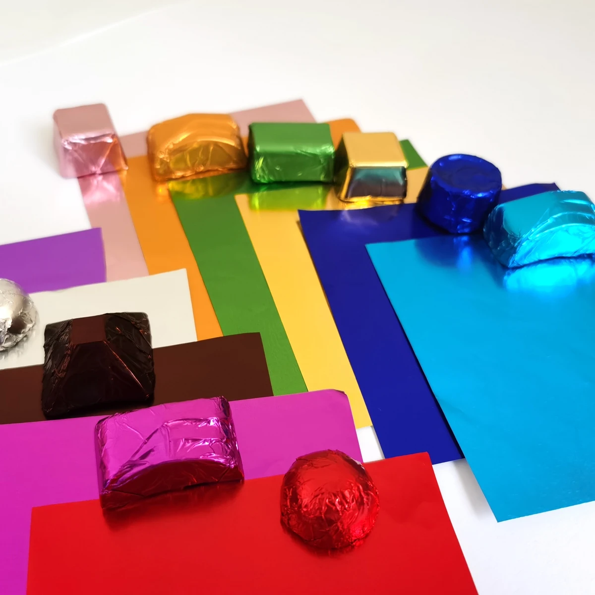 Plain Confectionery Foil Wrap in Different Colors, Chocolate Truffles Packaging, 1000PCs, 10x10cm