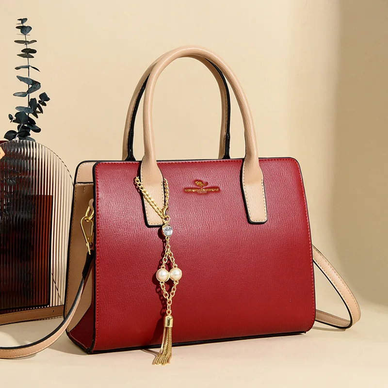 

Женская простая сумка-кроссбоди с цветовыми блоками, создающая ощущение роскоши, универсальная для поездок на работу и с большим объемом.