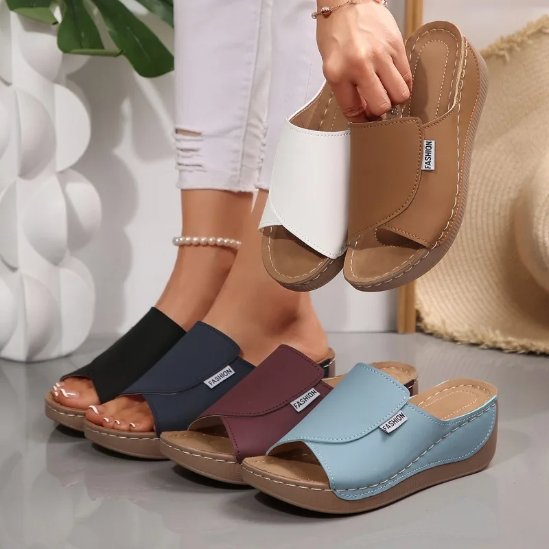 

Casual Thick Heel Slip-On Women's Shoes Wide Strap Simple Fashion Fish Mouth Slope Heel Slippers Large Size New 2026