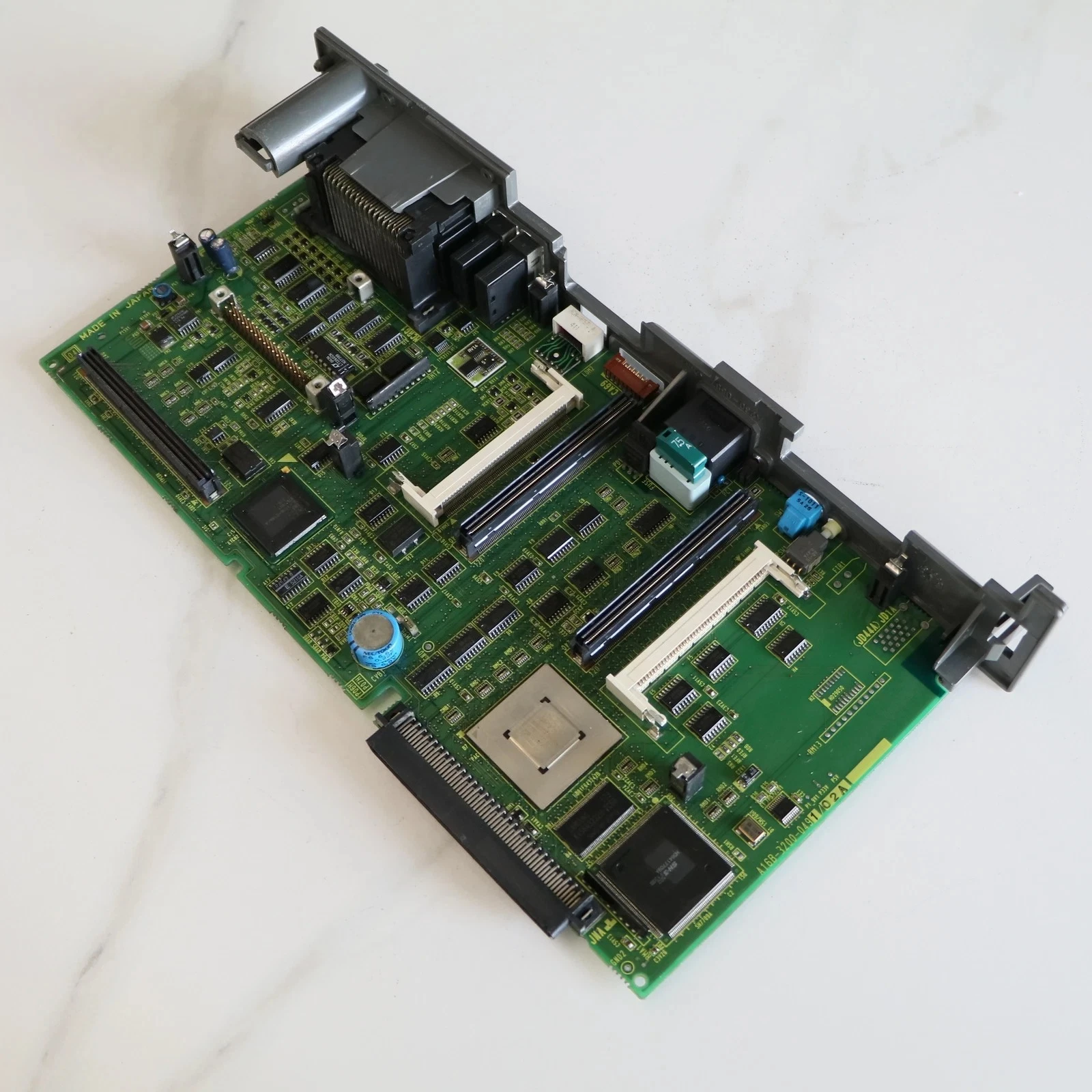 

Б/у плата A16B-3200-0491 для FANUC, модель A16B-3200-0491