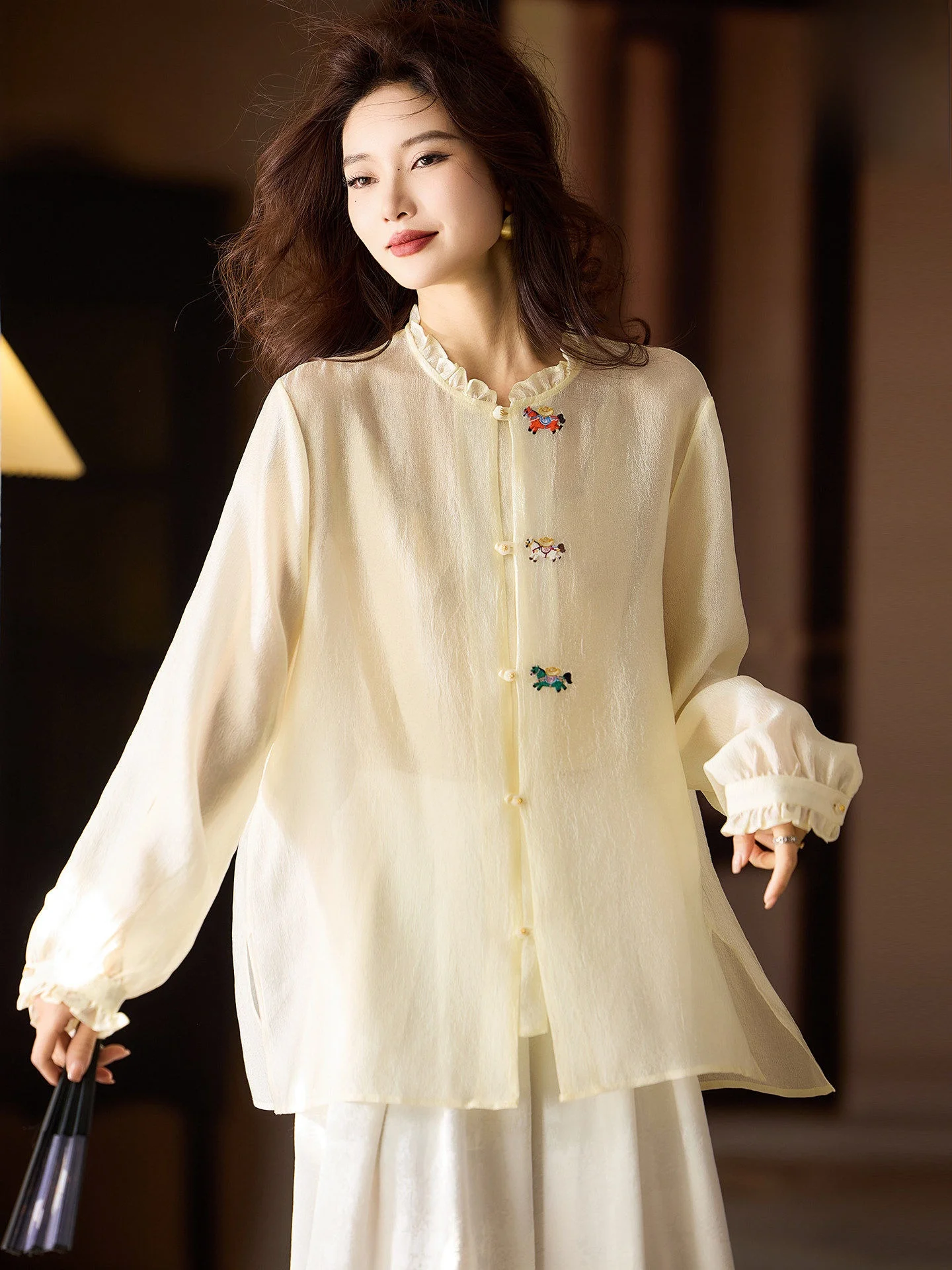 

Elegant Embroidered Chiffon Shirt Women's Large Size New Chinese Style Spring Fashion Long Sleeve Top Trendy Straight Tube Bl...