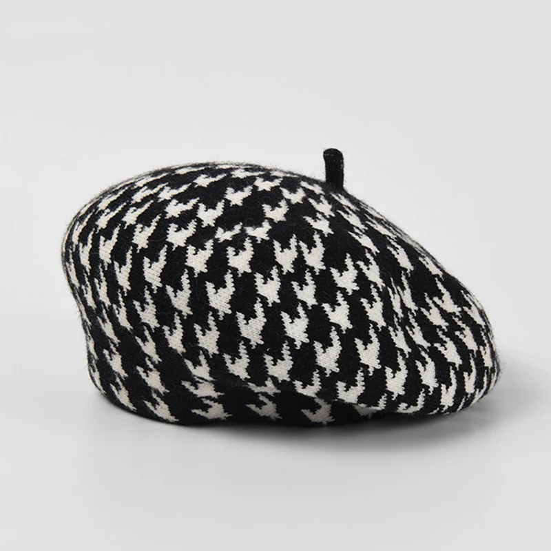 2022 New Women\'s Autumn and Winter Houndstooth Beret Korean Version Fashion Retro Knitted Painter Hat Warm Beret