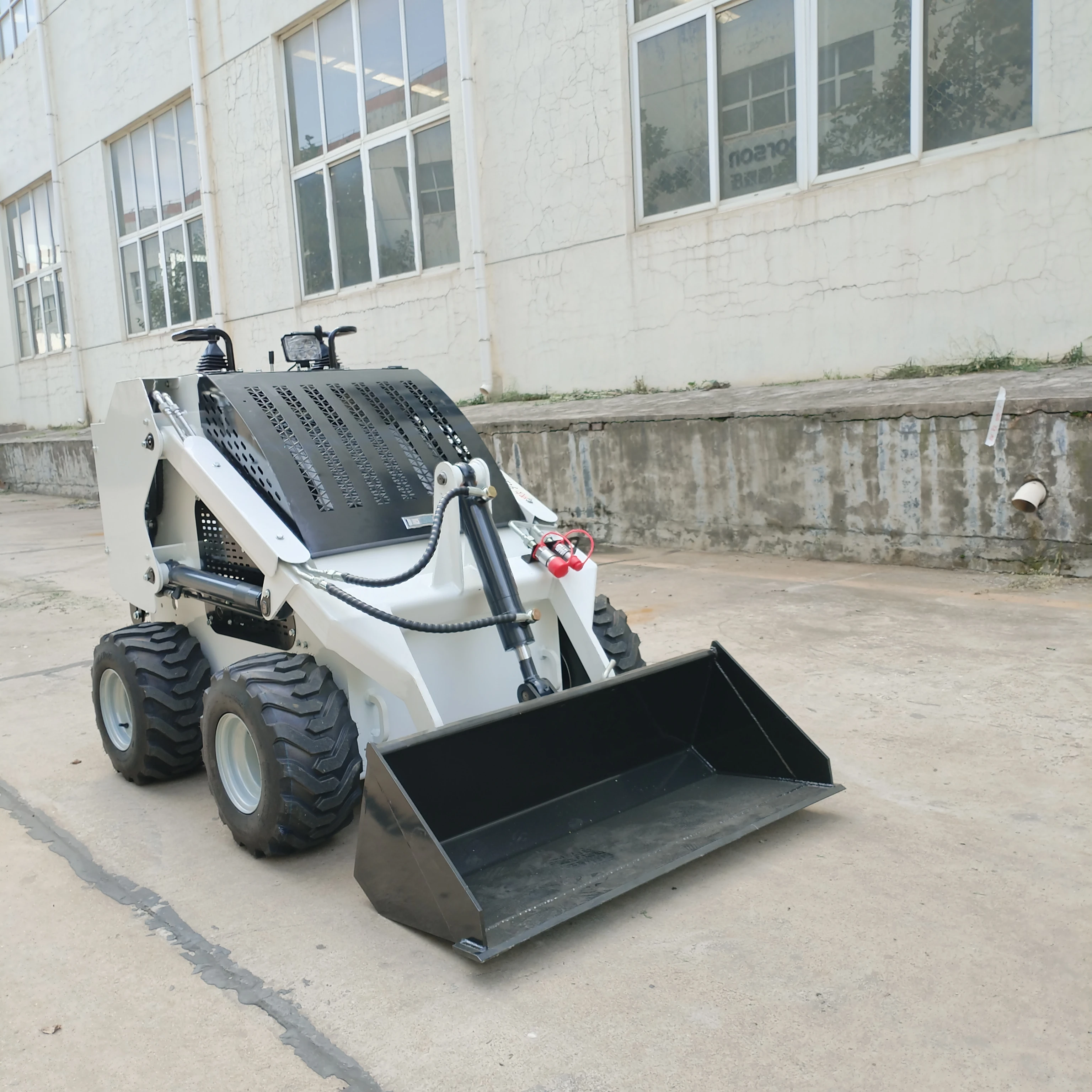 Wheel Skid Steer Loader Free Shipping Customized 800KG mini loader skid steer track loader for sale CE EPA     Fast delivery