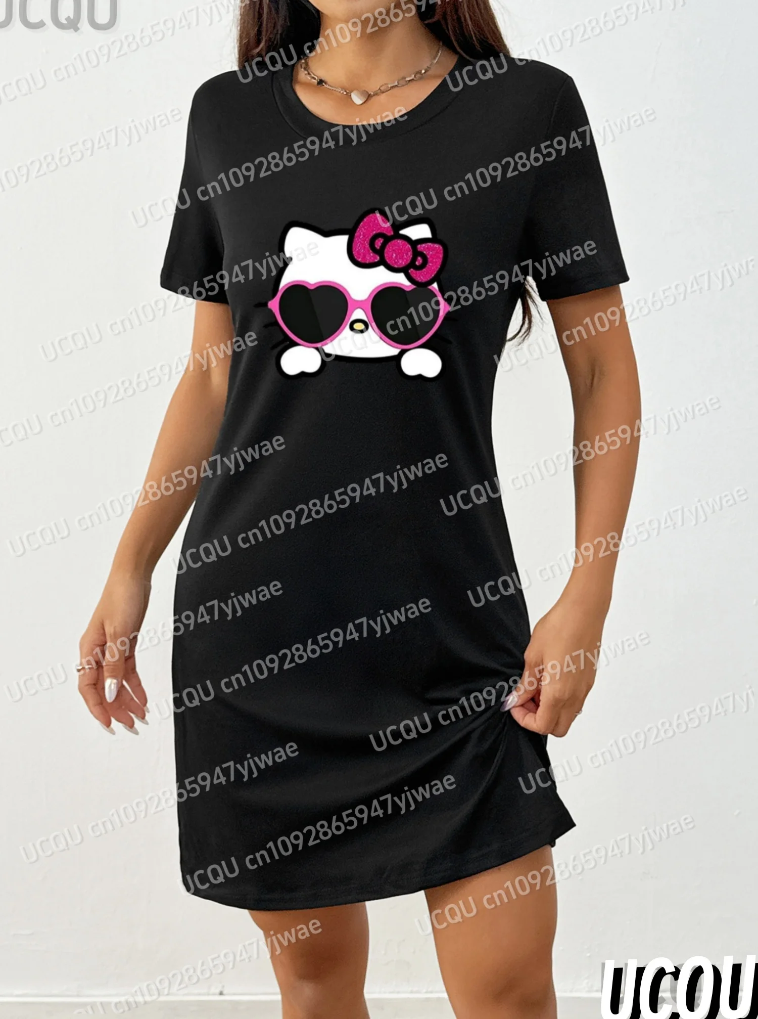 Letnia sukienka damska T-shirt 2025, luźna, codzienna, z nadrukiem HELLO KITTY, dekolt okrągły, damska sukienka z krótkim rękawem, odzież damska