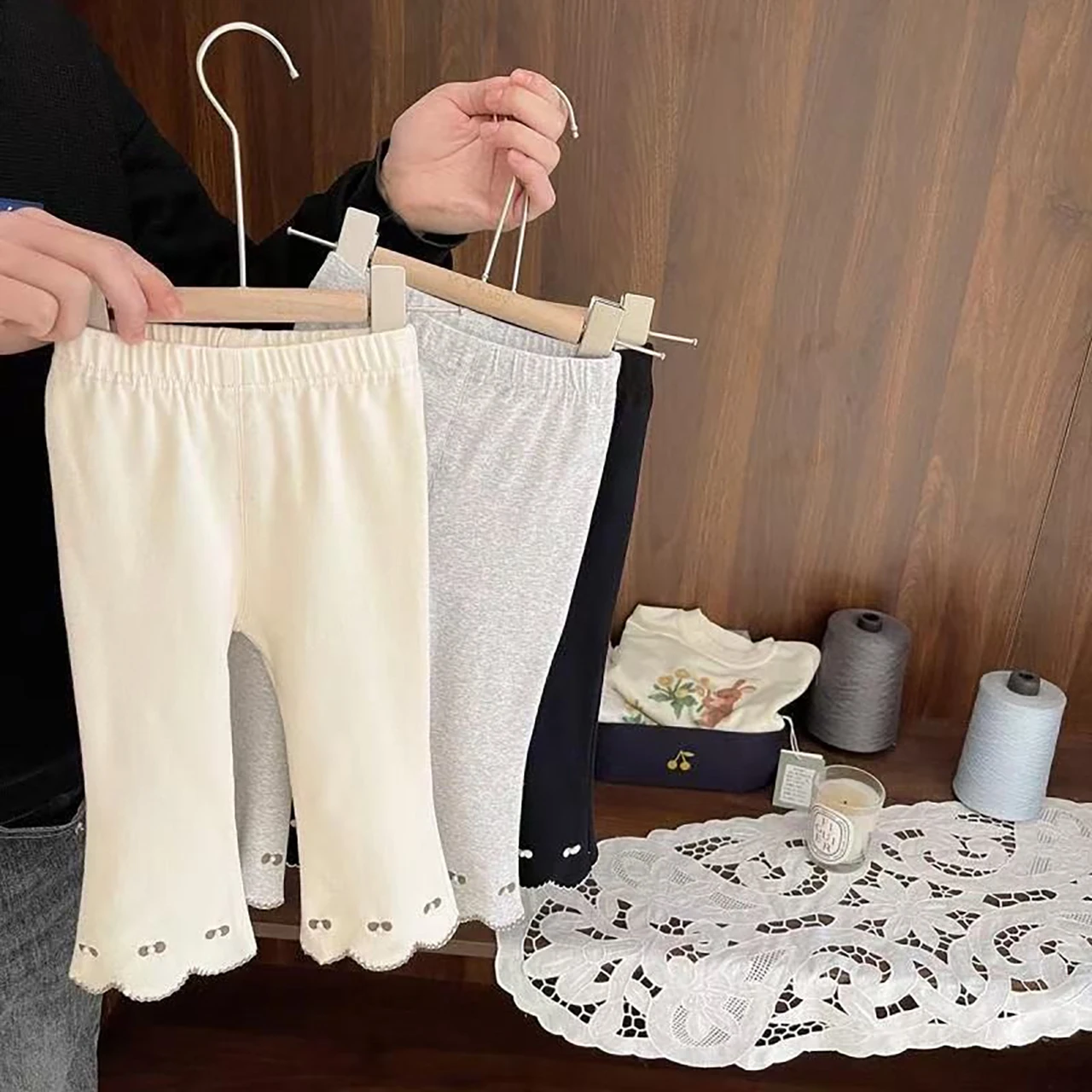 

Baby Girl Leggings Solid Color Outerwear Flared Trousers 1-3Year Children Long Pants Cotton Spring Summer Kids Pantyhose Tights