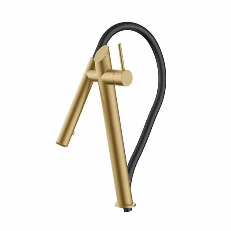صنابير المطبخ المرنة المثبتة على سطح النيكل المصقول من النحاس